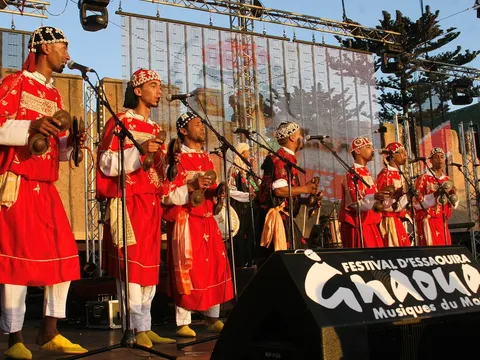 Maroko | Muzycy gnawa na Festiwalu Gnaoua w Essaouirze